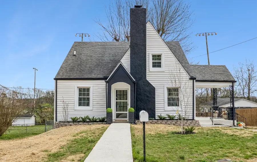 306 Lawrence St, Mount Pleasant, TN 38474 - #3