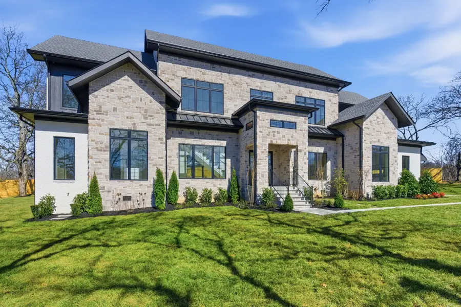 6612 Fleetwood Dr, Nashville, TN 37209 - #2