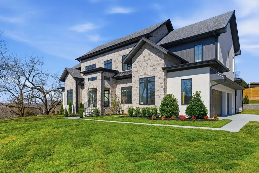 6612 Fleetwood Dr, Nashville, TN 37209 - #3