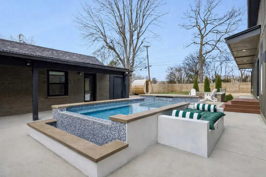 2520 Crossfield Dr, Nashville, TN 37214 - #2