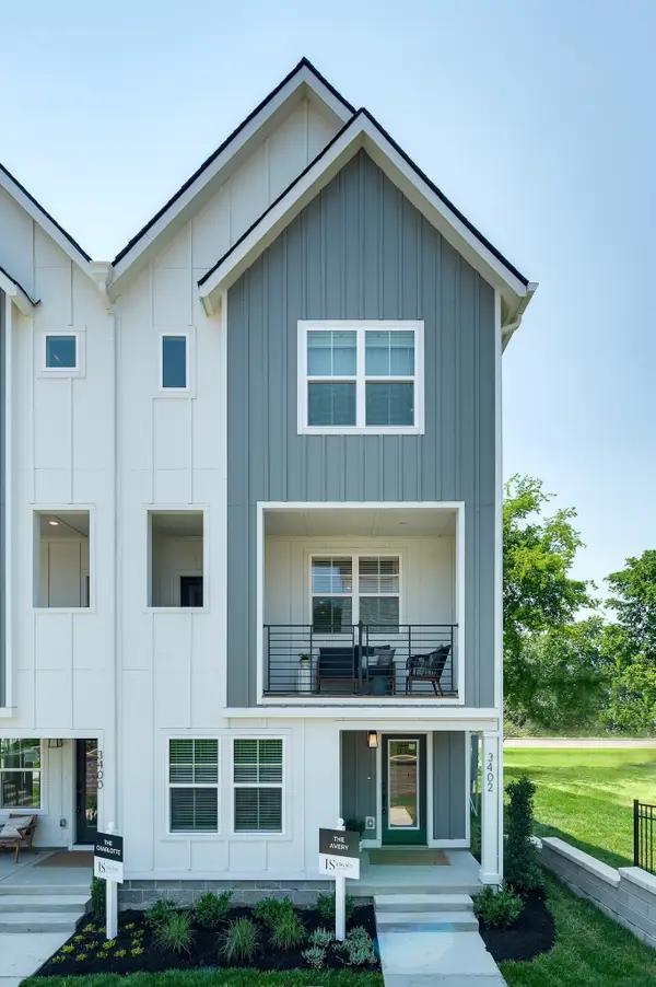 3212 Conviser, Nashville, TN 37207