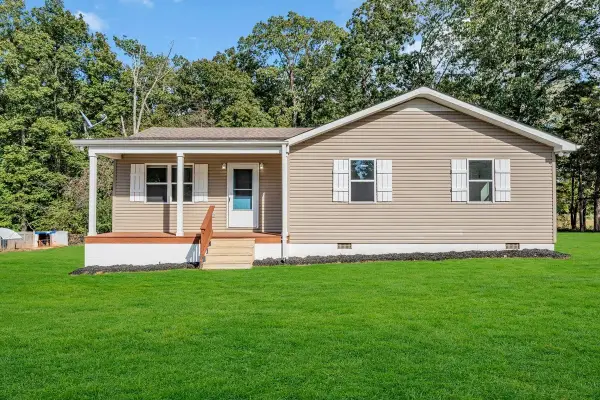 145B Michelle Ln, Winchester, TN 37398