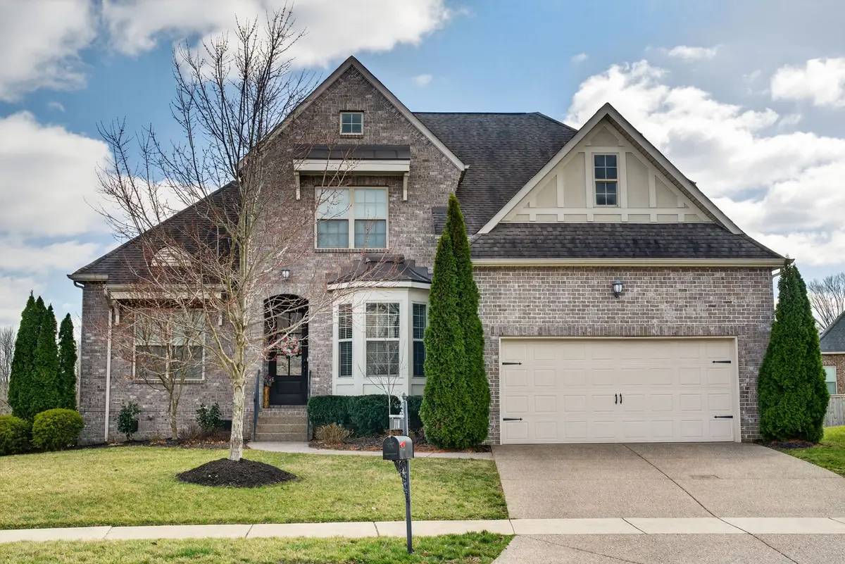 710 Burgess Dr, Goodlettsville, TN 37072 - #1
