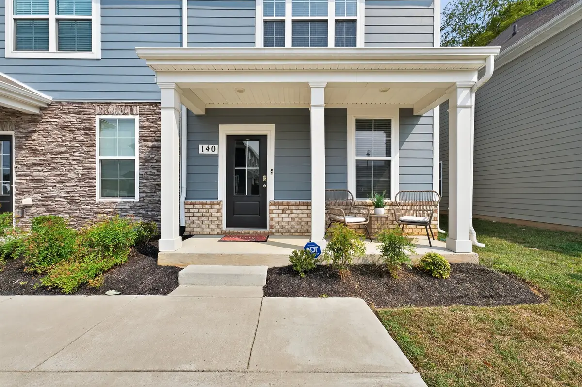 140 Grayson Cir, Chapel Hill, TN 37034 - #1
