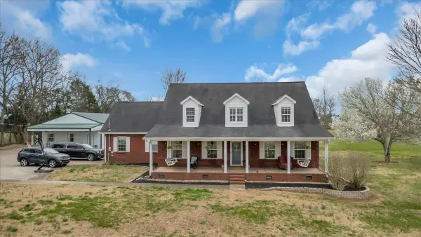 310 Edd Joyce Rd, Bell Buckle, TN 37020