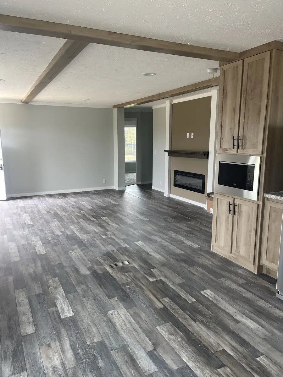 881 White Springs Road, Lafayette, TN 37083 - #3