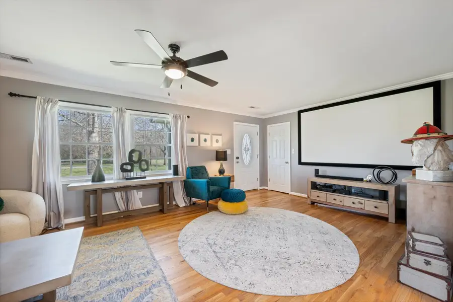 501 Chapmansboro Rd, Ashland City, TN 37015 - #3