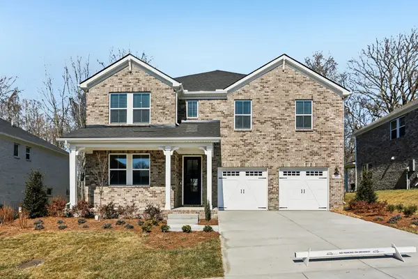 2420 Nolan Dr, Thompsons Station, TN 37179