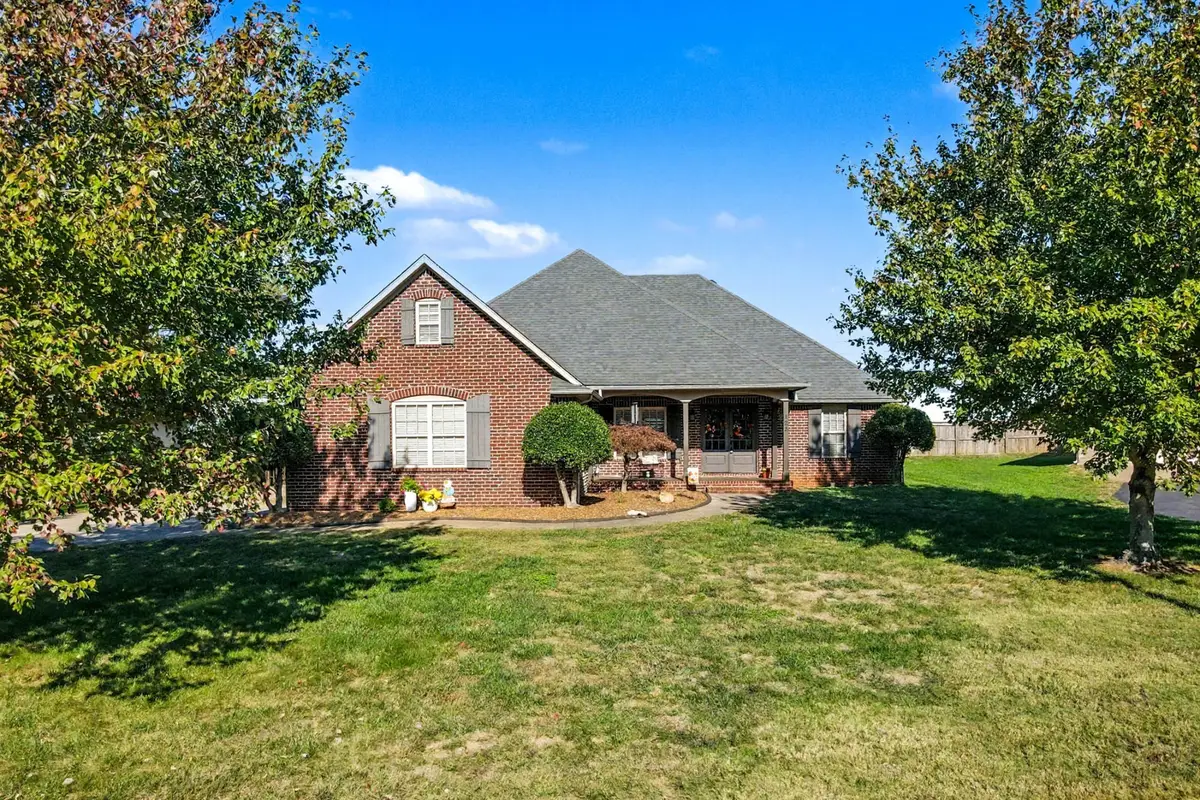 122 Cross Hall Loop, Bowling Green, KY 42104 - #1