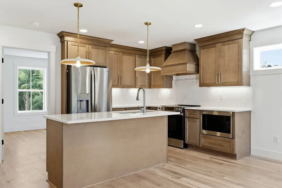 1020 W Kirkland Ave #E, Nashville, TN 37216 - #3