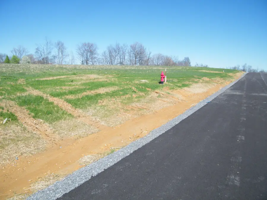 139 Daniel Lane, Westmoreland, TN 37186 - #2