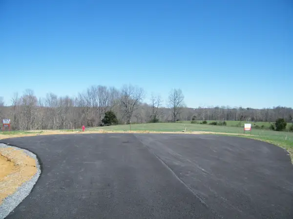 270 Daniel Lane, Westmoreland, TN 37186