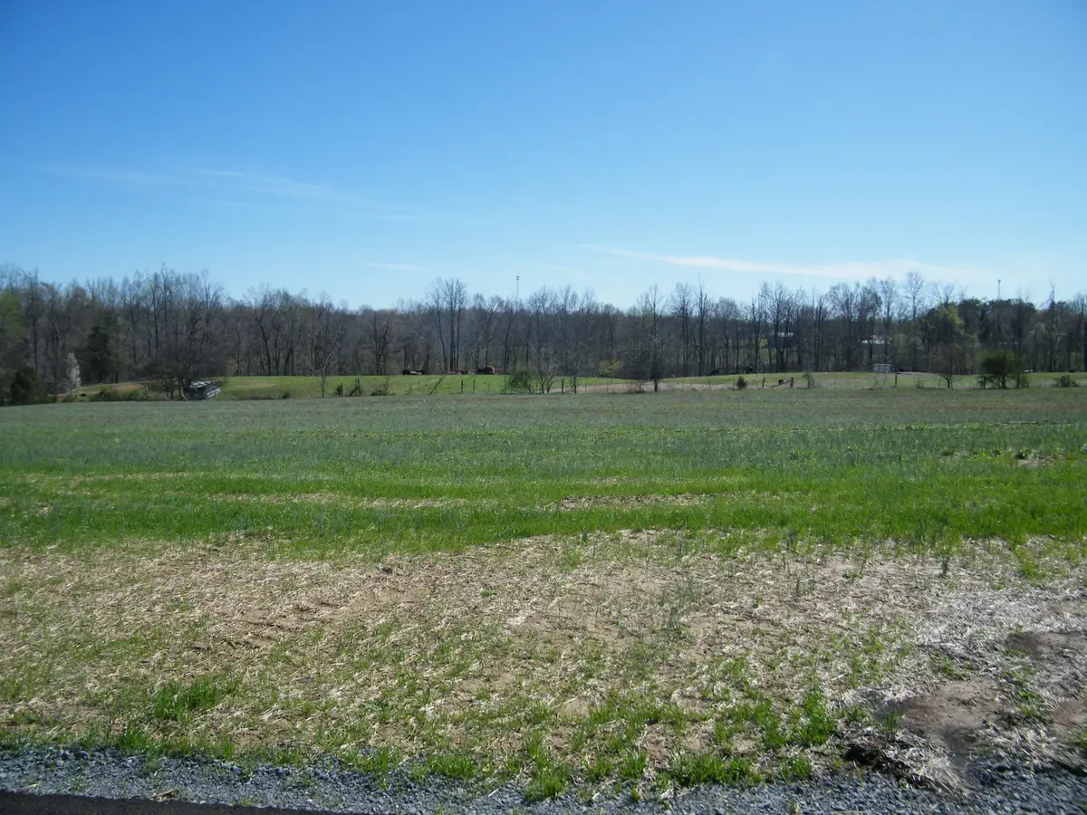 240 Daniel Lane, Westmoreland, TN 37186 - #1