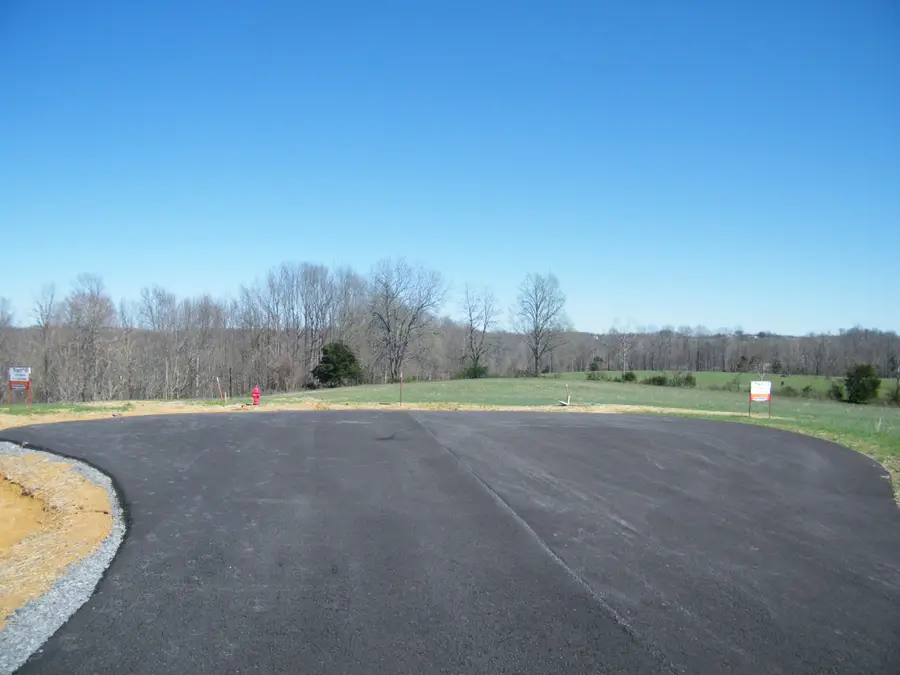 240 Daniel Lane, Westmoreland, TN 37186 - #2