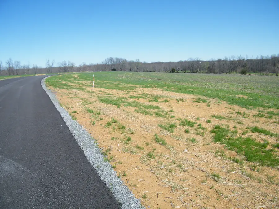 120 Daniel Lane, Westmoreland, TN 37186 - #3