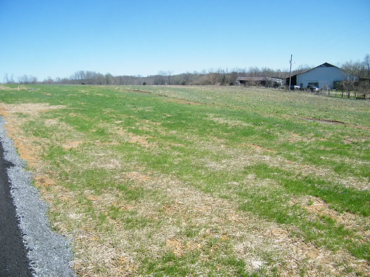 70 Daniel Lane, Westmoreland, TN 37186 - #1