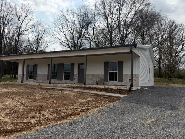254 Comstock Rd, Shelbyville, TN 37160 - #1