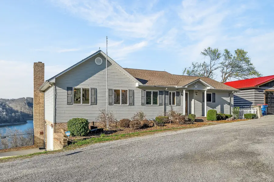 1634 Falling Water Rd, Sparta, TN 38583 - #2