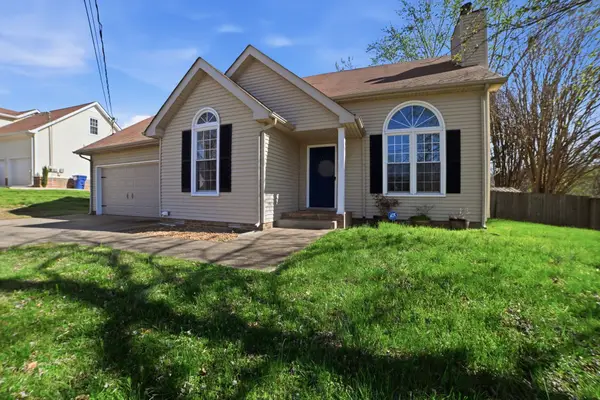 1756 Broadripple Dr, Clarksville, TN 37042