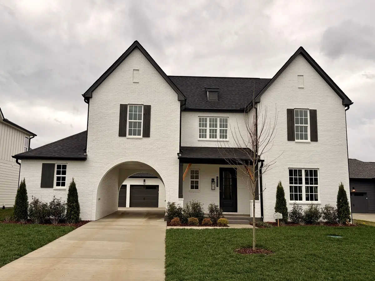 8213 Ashbury Ct, College Grove, TN 37046 - #1