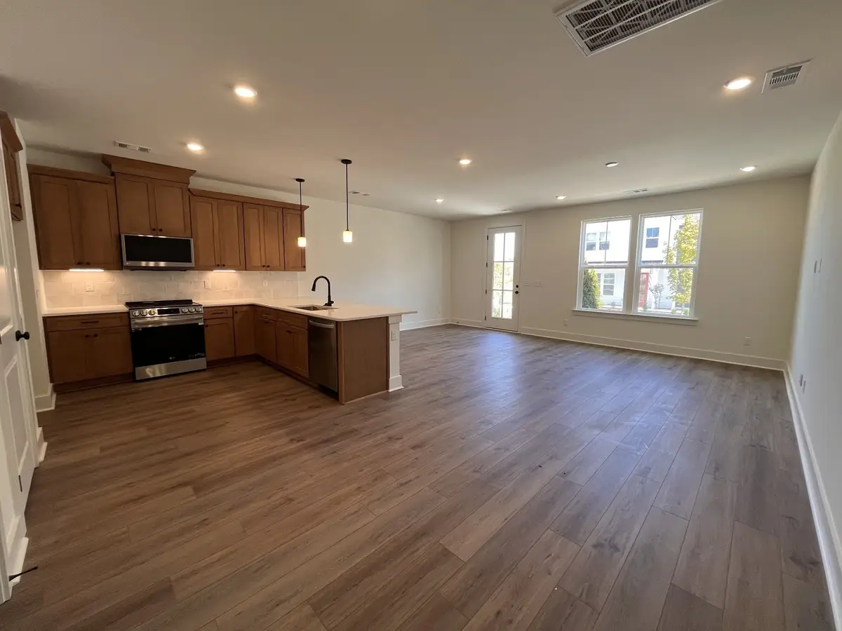 130 Valentine Aly, Nashville, TN 37218 - #1