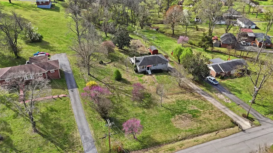 3921 Banbury Dr E, Nashville, TN 37207 - #3