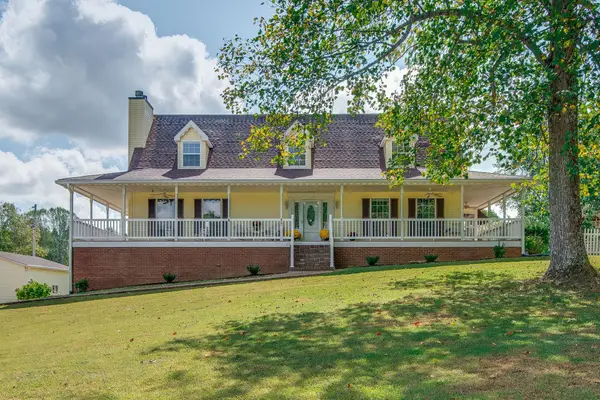 6761 Hall Rd, Greenbrier, TN 37073