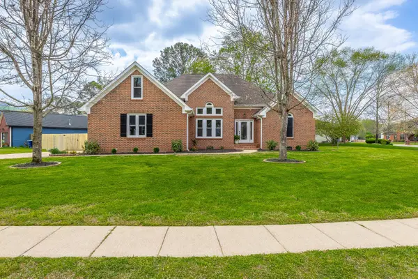 1618 Gunston Hall Road, Hixson, TN 37343
