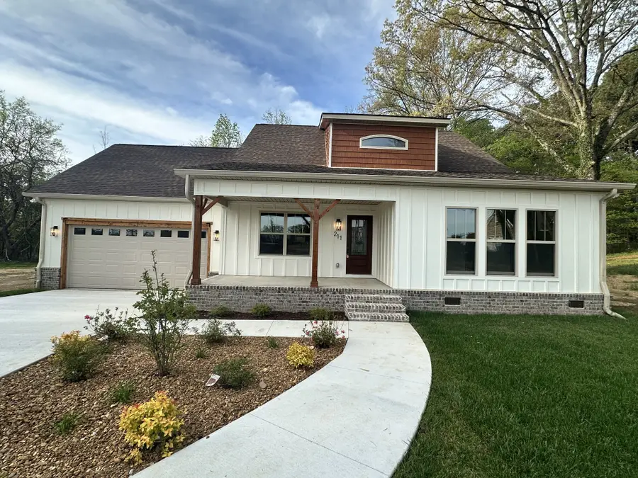 211 Majestic Dr, Decherd, TN 37324 - #3