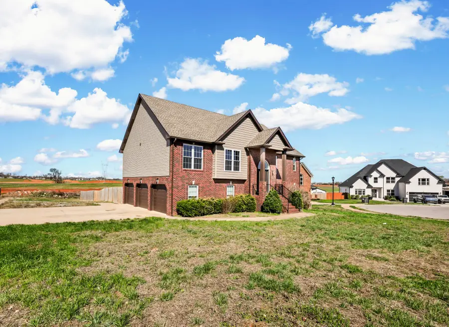 1817 Autumnwood Blvd, Clarksville, TN 37042 - #2