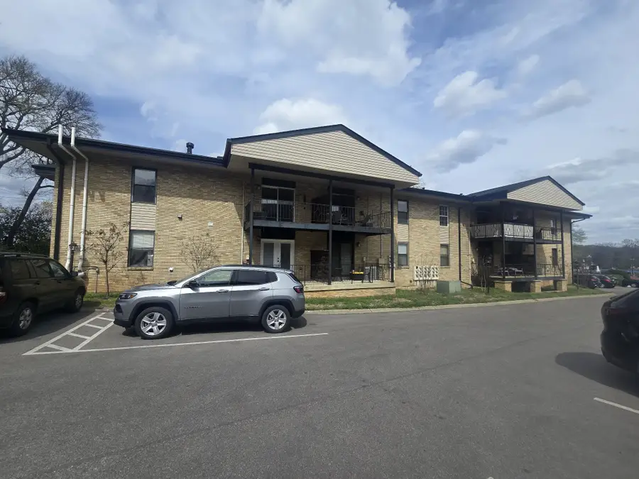 4425 Westlawn Dr #C307, Nashville, TN 37209 - #2