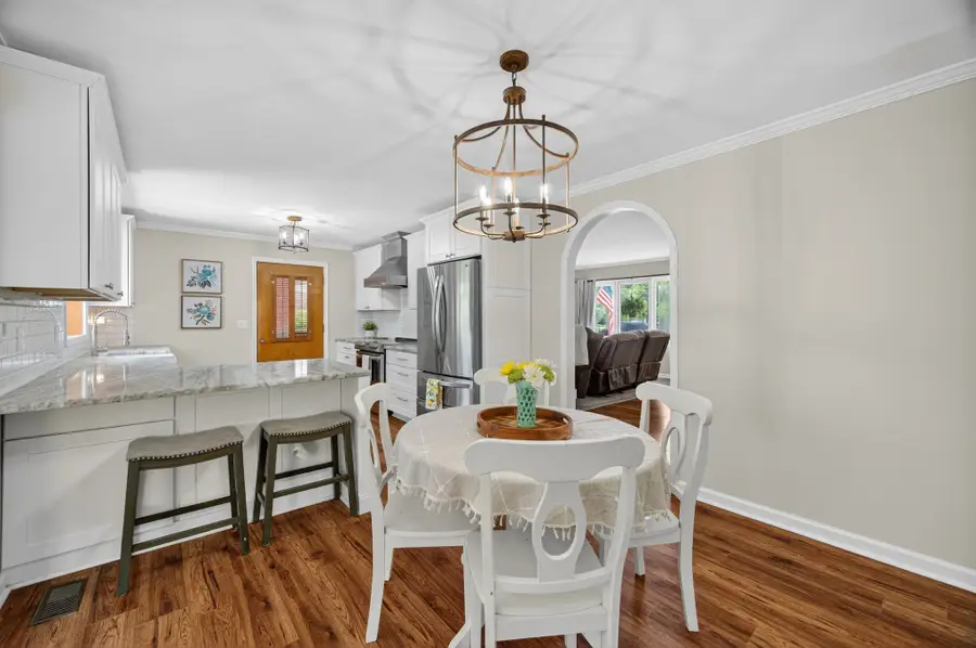 917 2nd Ave, Fayetteville, TN 37334 - #2