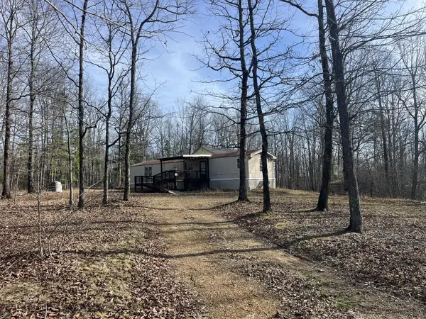 271 Pine Ridge Rd, Waynesboro, TN 38485
