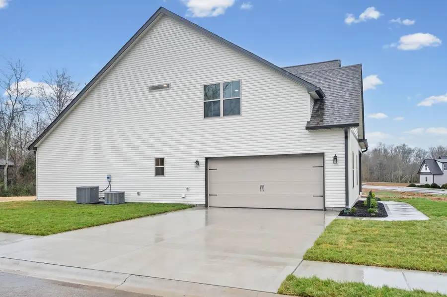 1483 Dewberry Rd, Clarksville, TN 37042 - #3