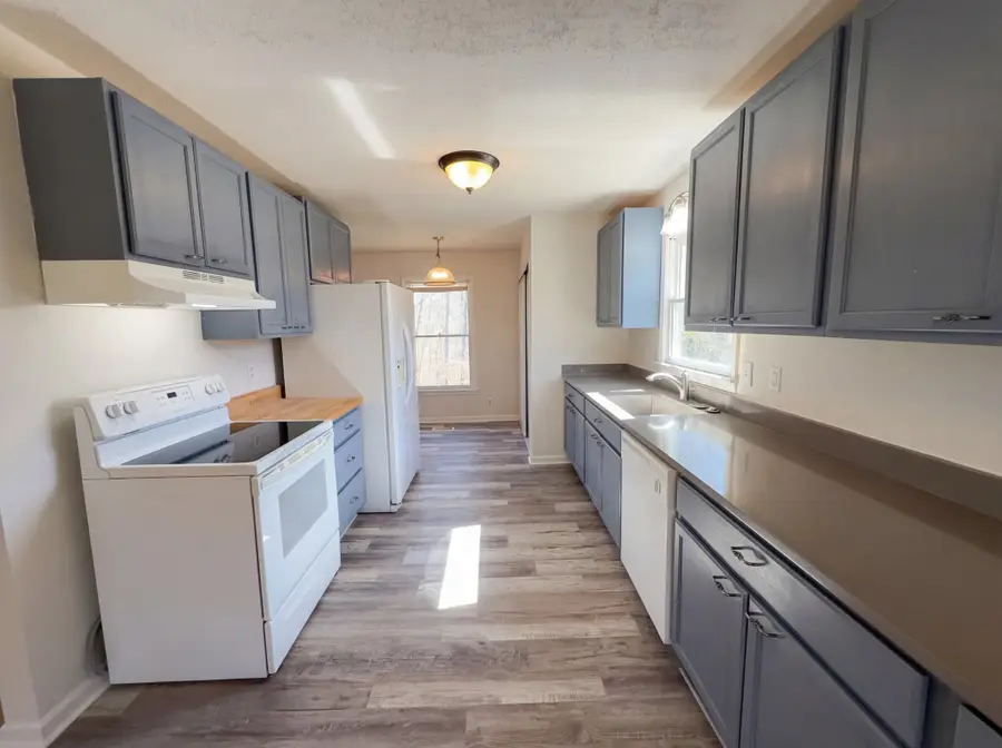 761 Cloud Dr, Clarksville, TN 37043 - #2