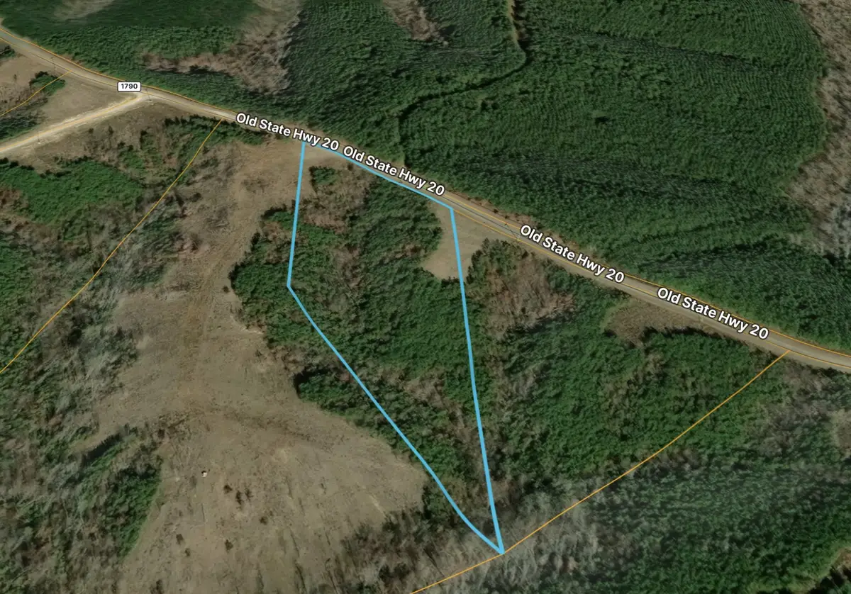 8072 Old Hohenwald Rd, Linden, TN 37096 - #1