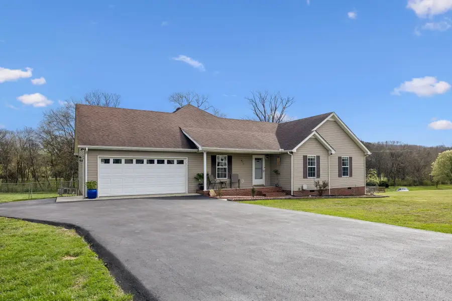 413 Bankshire Rd, Beechgrove, TN 37018 - #2