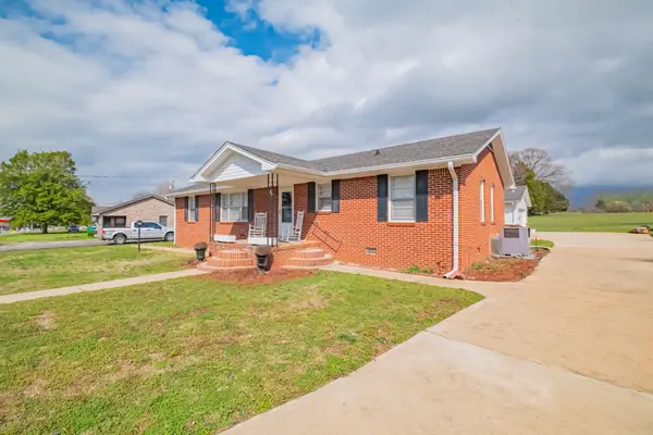 1114 N High St, Winchester, TN 37398