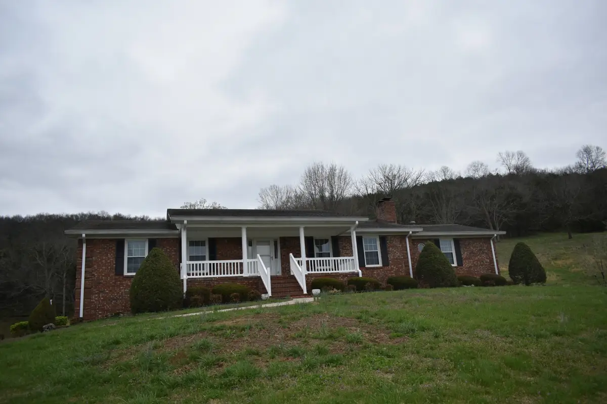 52 Plunketts Creek Cir, Carthage, TN 37030 - #1