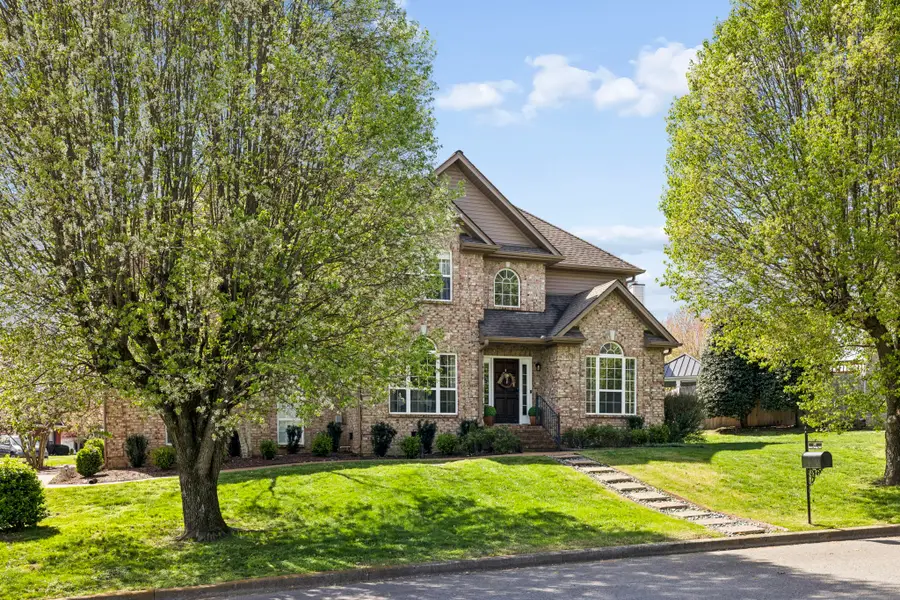 1727 Forrest Crossing Cir, Franklin, TN 37064 - #3
