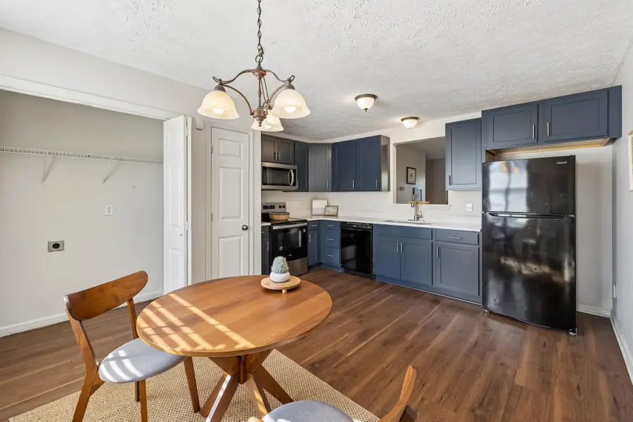 1120 Waggoner Ct W, Nashville, TN 37214 - #2