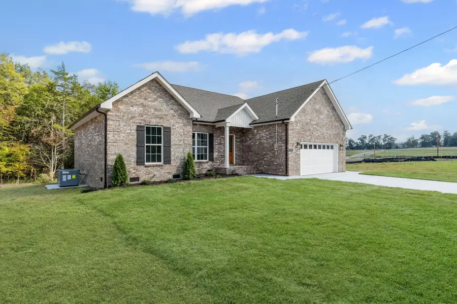 107 Stonebrook Dr, Shelbyville, TN 37160 - #3