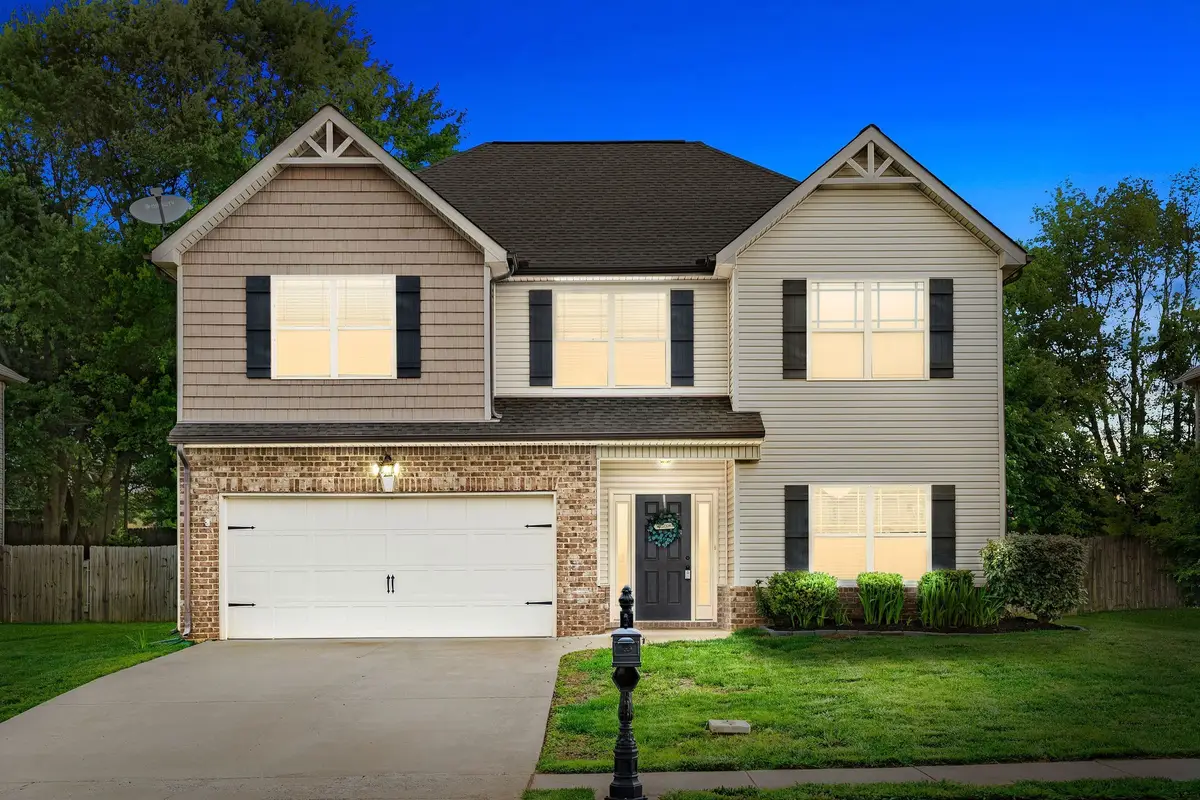 735 Sturdivant Dr, Clarksville, TN 37042 - #1