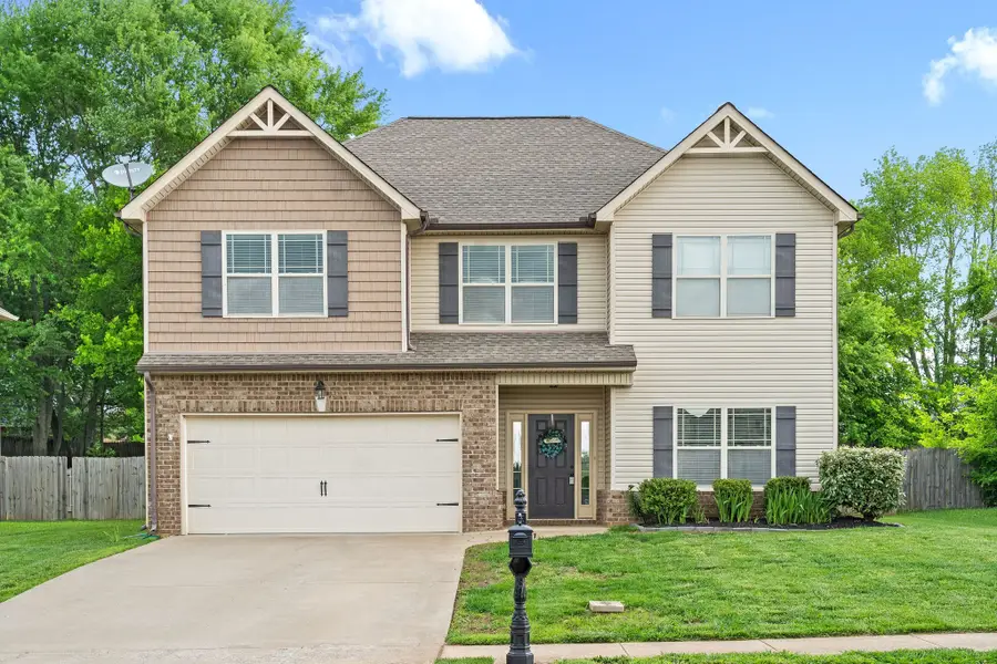 735 Sturdivant Dr, Clarksville, TN 37042 - #2