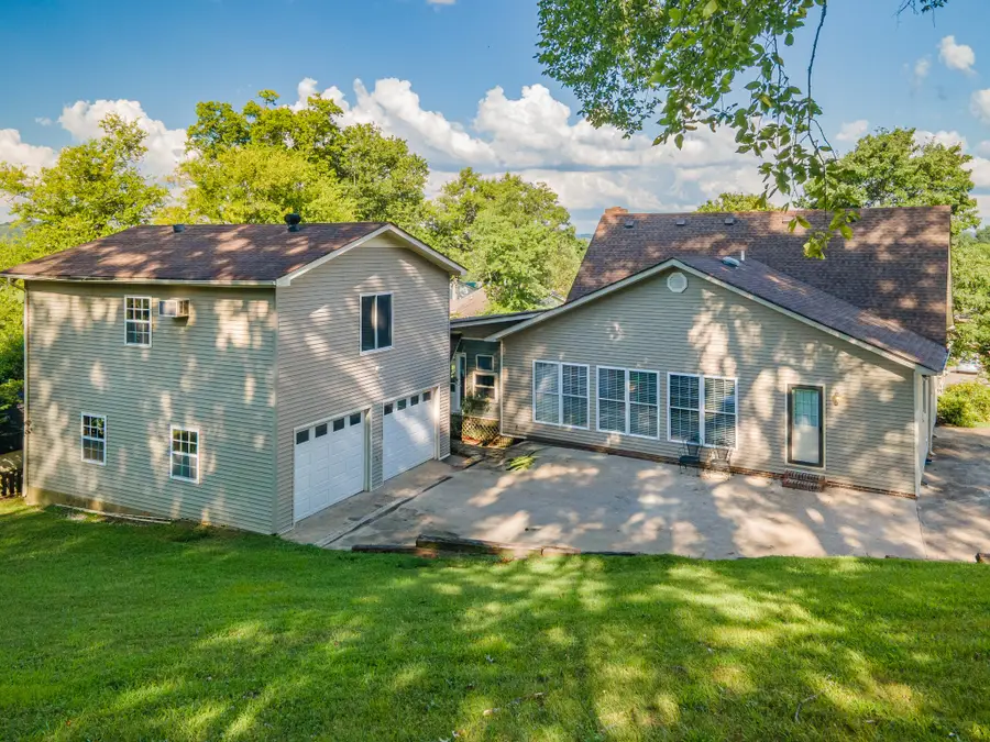 1336 Charlotte Ct, Pulaski, TN 38478 - #3