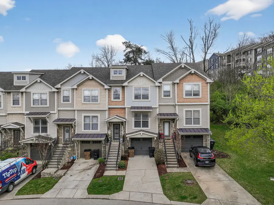 133 Stonecrest Dr, Nashville, TN 37209 - #2