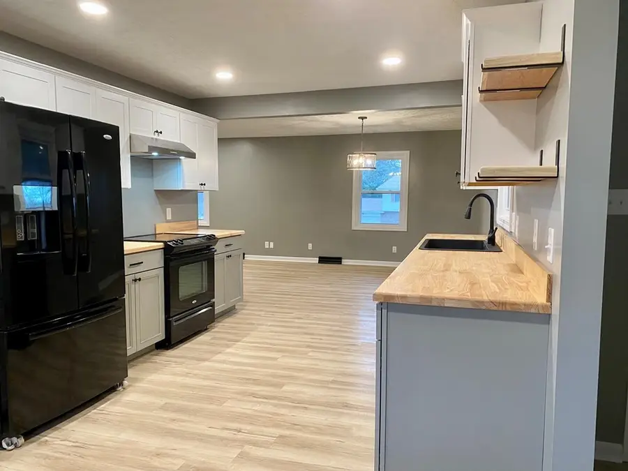 107 Mark Dr, Hopkinsville, KY 42240 - #2