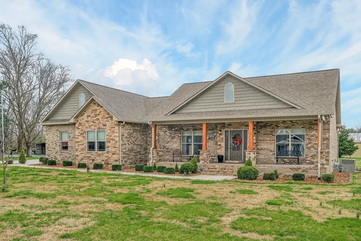 748 Brookemeade Dr, Sparta, TN 38583 - #1