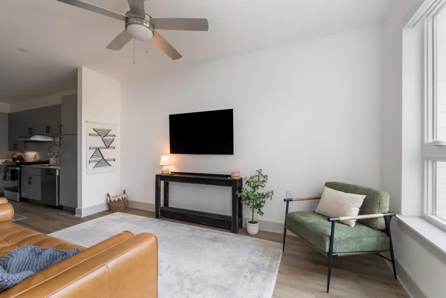 542 Southgate Ave #205, Nashville, TN 37203 - #2