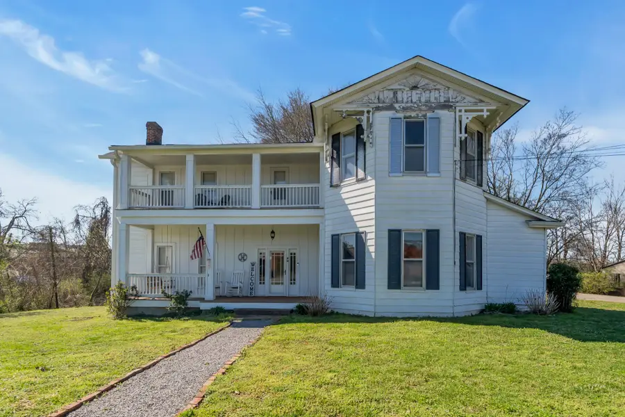 111 College Ave, Centerville, TN 37033 - #3